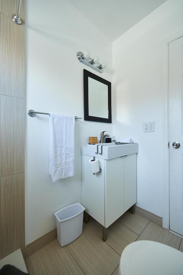 Lambert Family Beach Apartments Fort Lauderdale Buitenkant foto